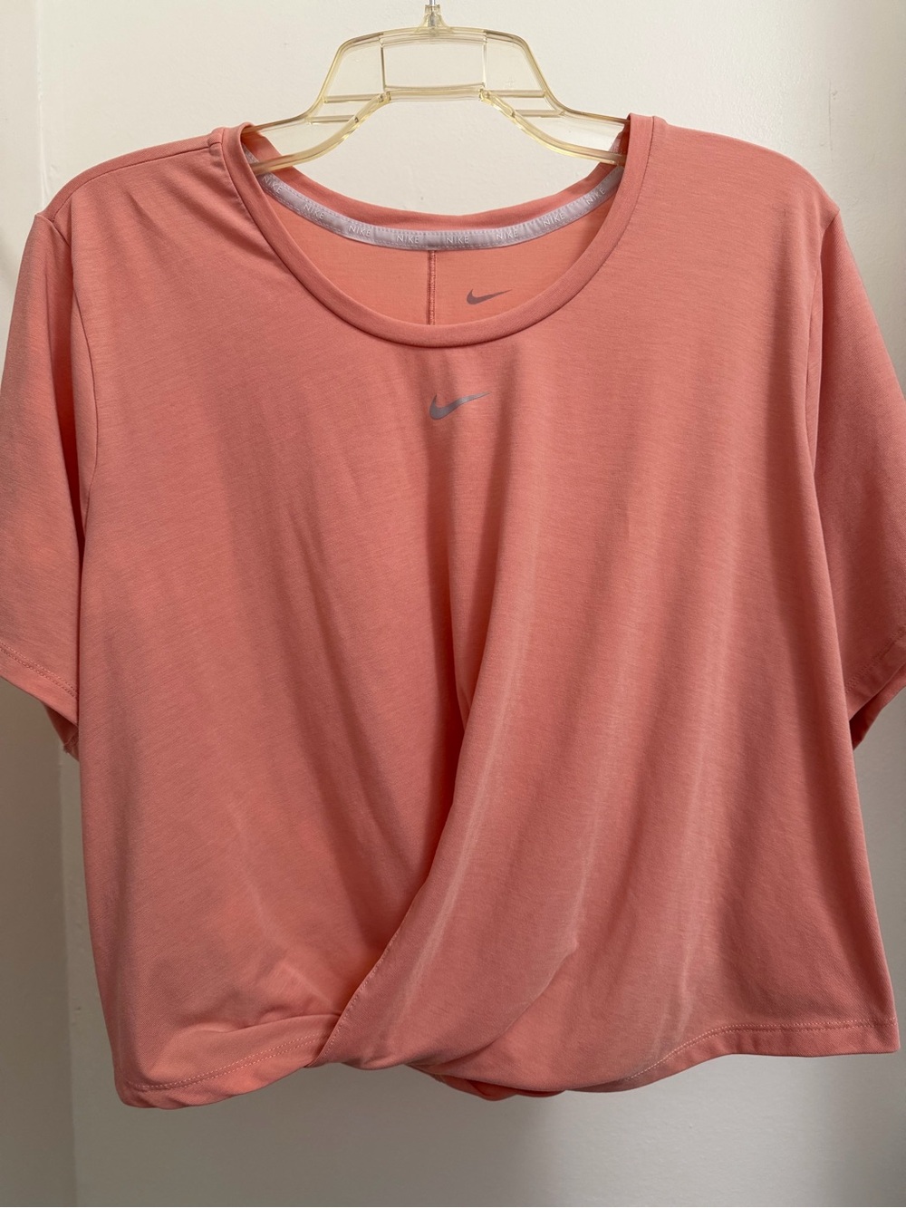 Nike Women's Rose Dust Performance Short-Sleeve Tee